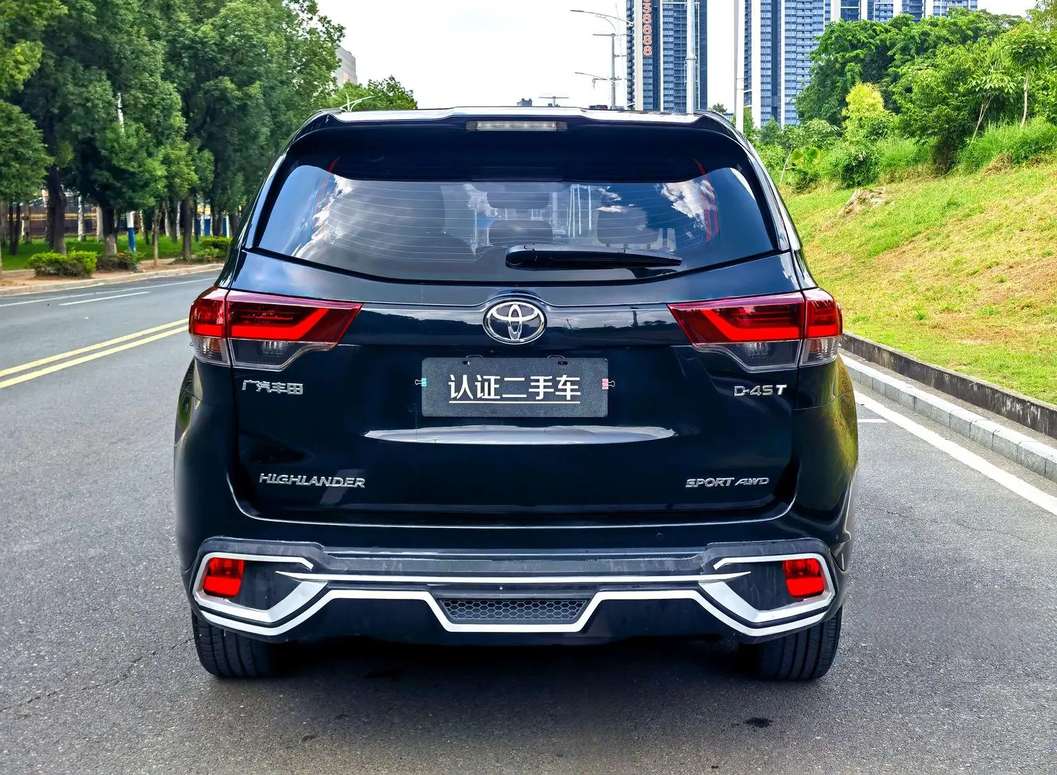Toyota Highlander 2018 2.0T 4WD 7 seat China VI