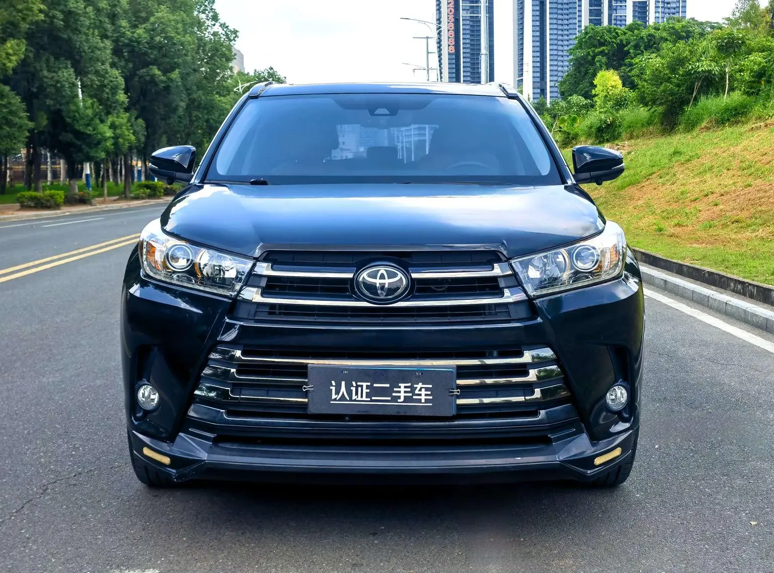 Toyota Highlander 2018 2.0T 4WD 7 seat China VI