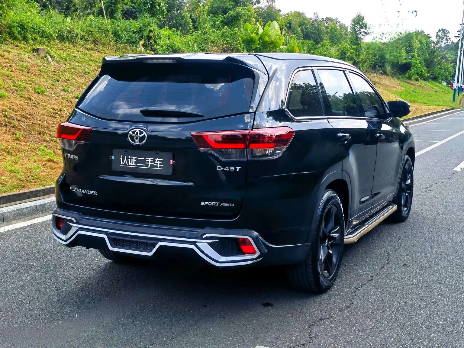 Toyota Highlander 2018 2.0T 4WD 7 seat China VI