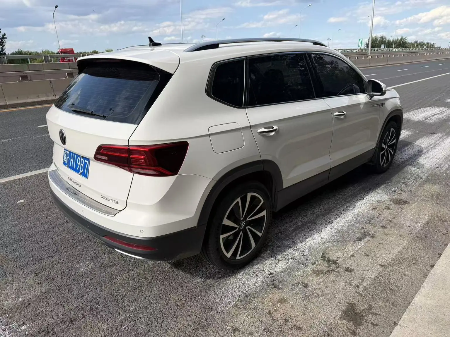 Volkswagen Tharu 2022 280TSI 2WD Luxury