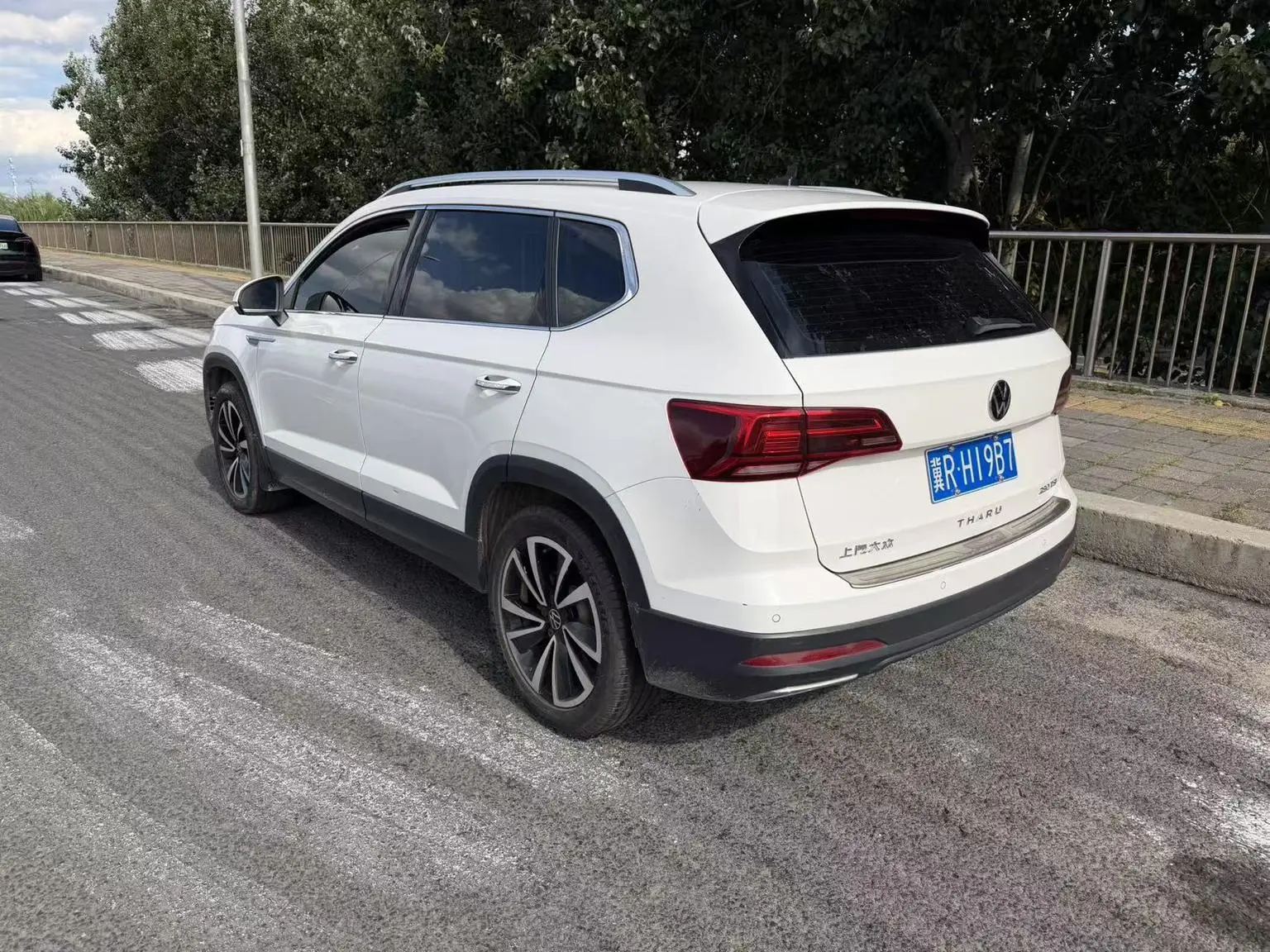 Volkswagen Tharu 2022 280TSI 2WD Luxury
