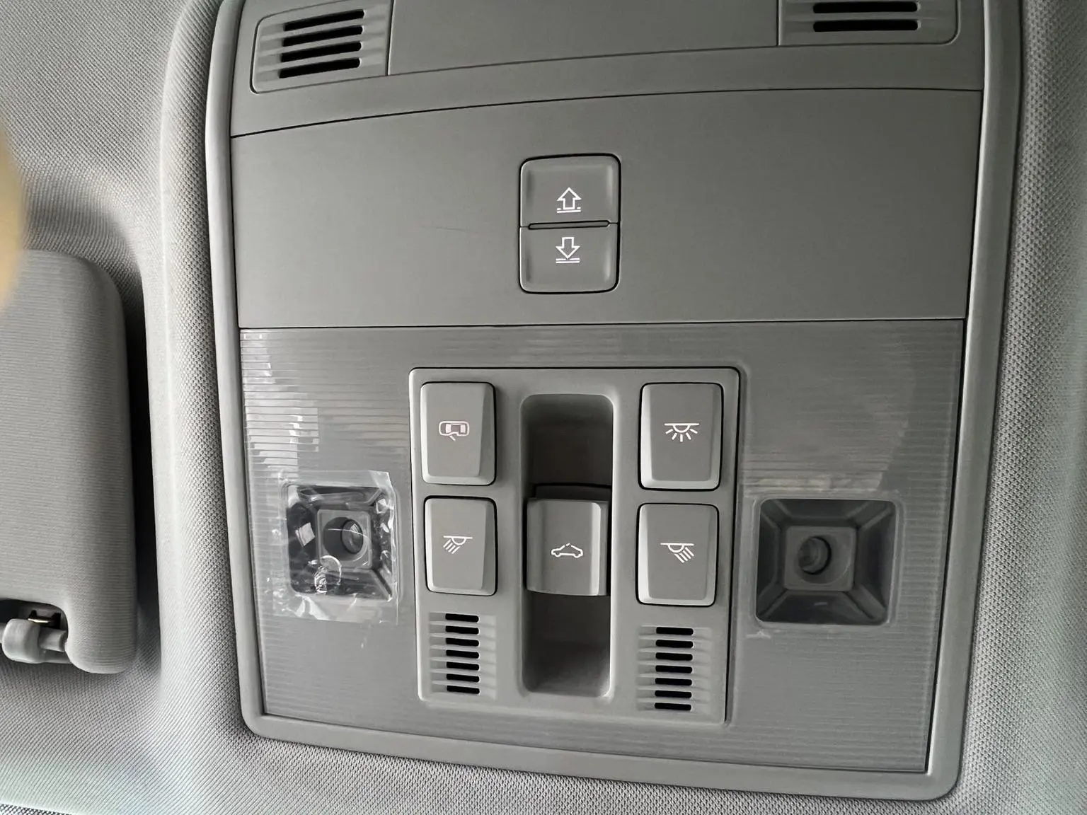 Volkswagen Tharu 2022 280TSI 2WD Luxury