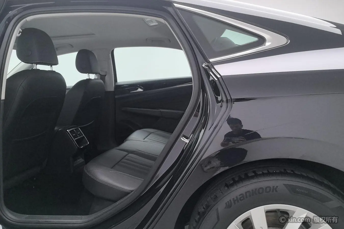 Volkswagen Passat 2022 280TSI Business