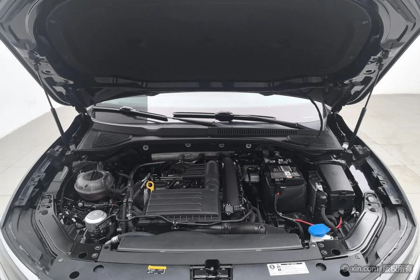 Volkswagen Passat 2022 280TSI Business
