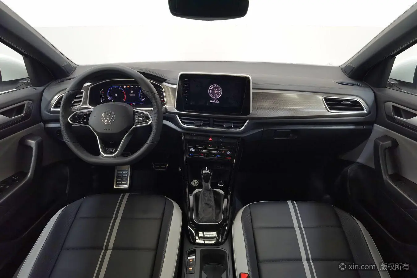 Volkswagen T-Roc 2024 300TSI DSG