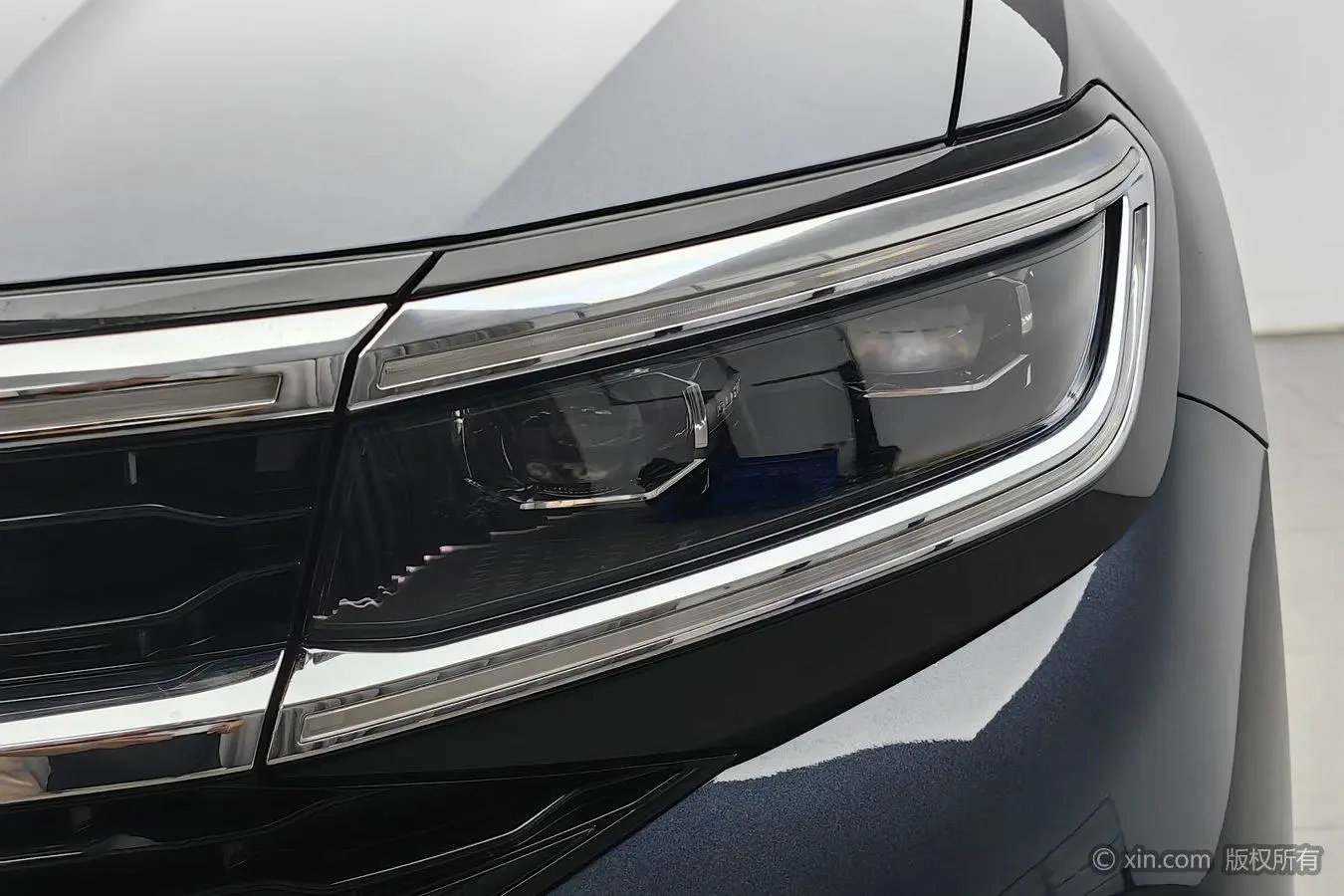 Volkswagen 2021 380TSI 4WD