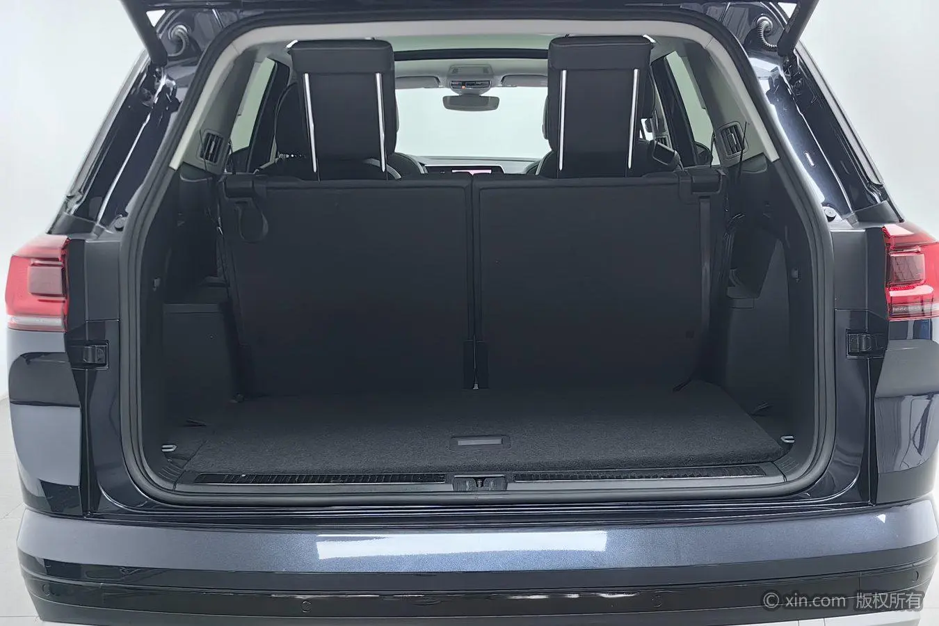 Volkswagen 2021 380TSI 4WD