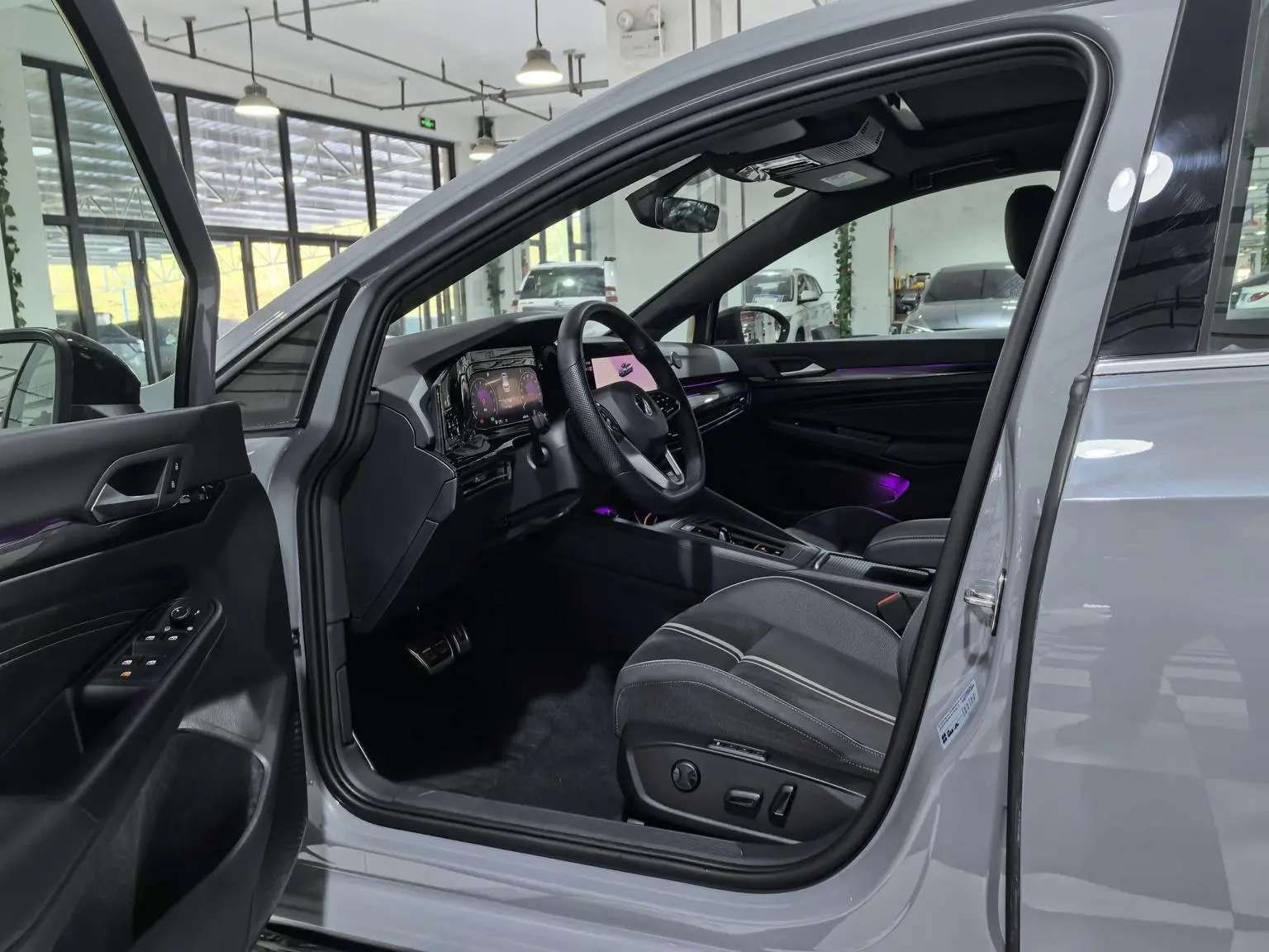 Volkswagen Golf 2023 280TSI DSG R-Line Lite