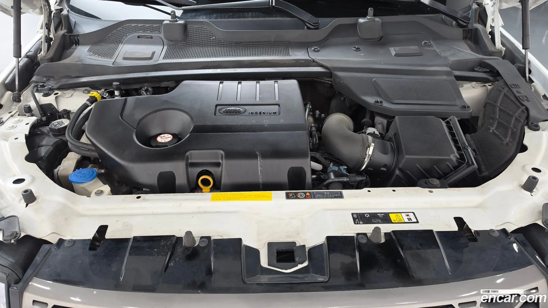 Land Rover Discovery Sport 2.0 TD4 SE