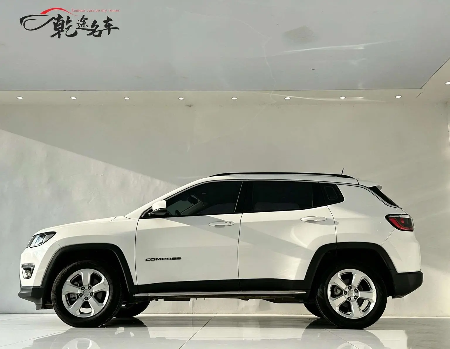 Jeep Compass 2020 220T Elite