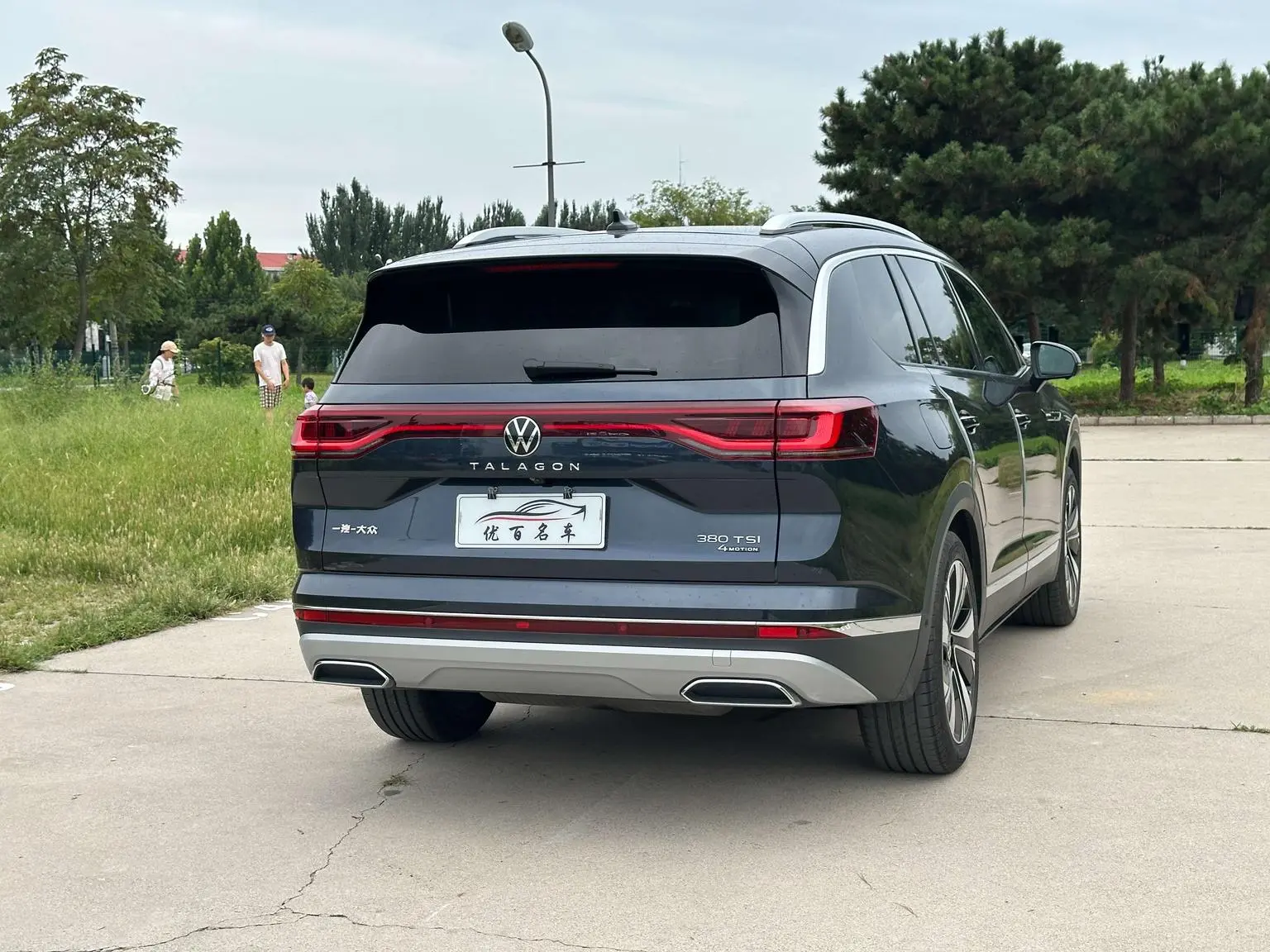Volkswagen 2021 380TSI 4WD