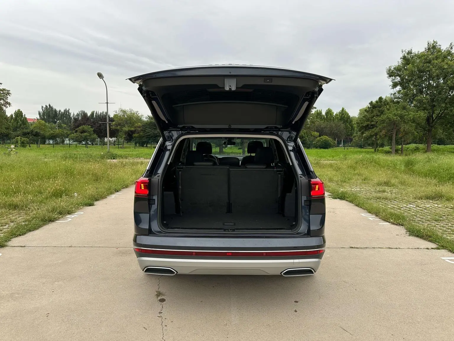 Volkswagen 2021 380TSI 4WD