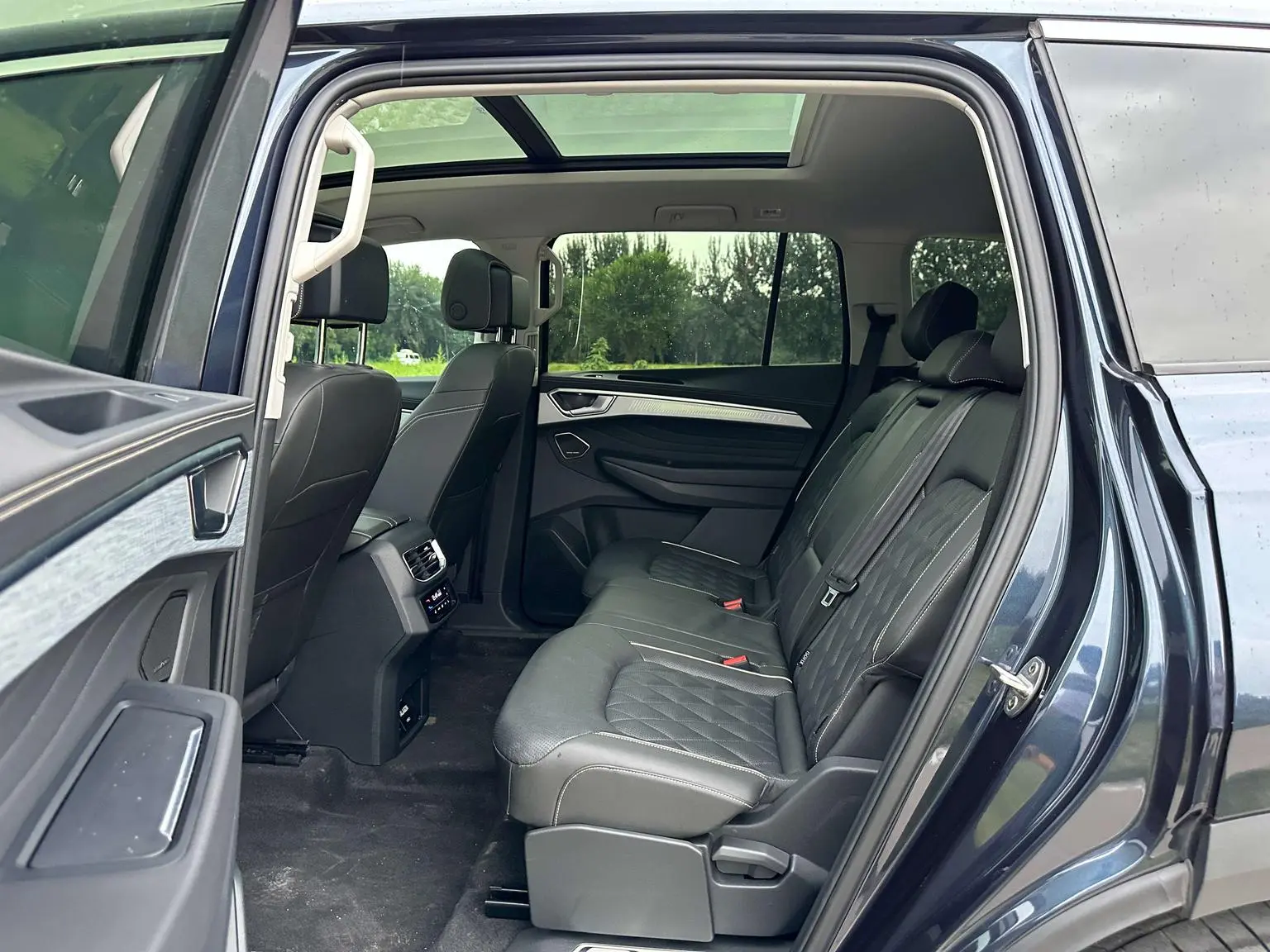 Volkswagen 2021 380TSI 4WD