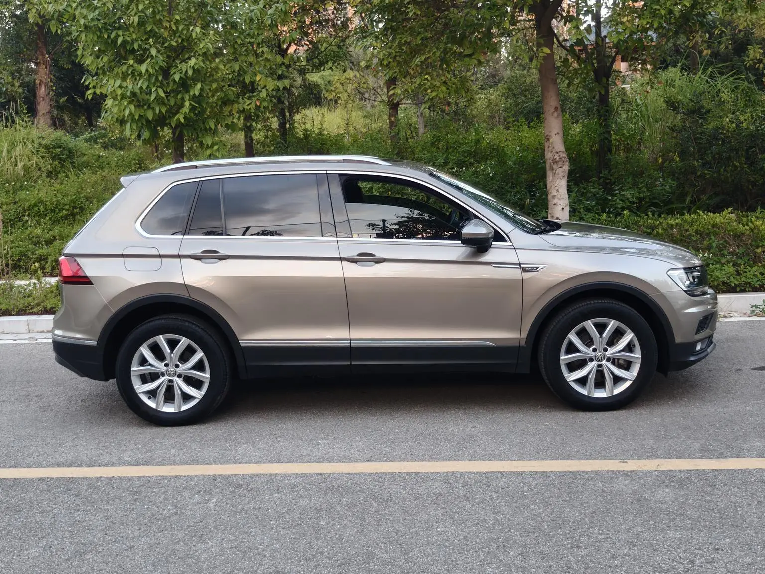 Volkswagen Tiguan 2018 330TSI 4WD
