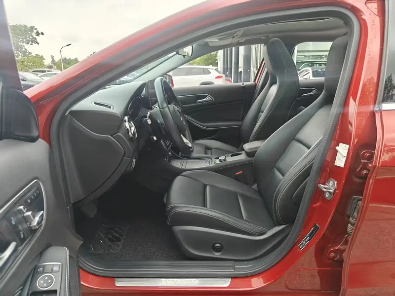 Mercedes-Benz GLA 2017 GLA 200 Dynamic