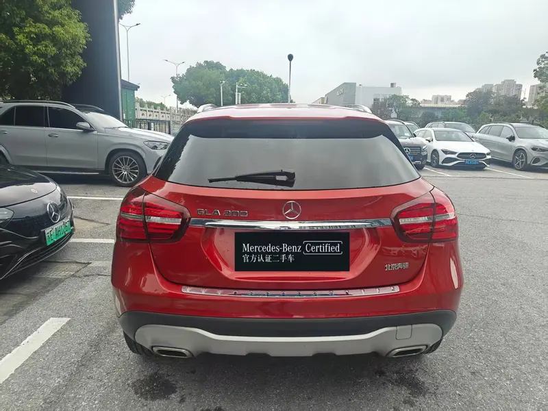 Mercedes-Benz GLA 2017 GLA 200 Dynamic