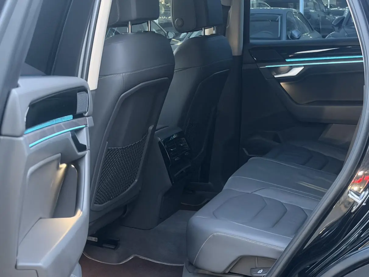 Volkswagen Touareg 2019 3.0TSI Sharp China V