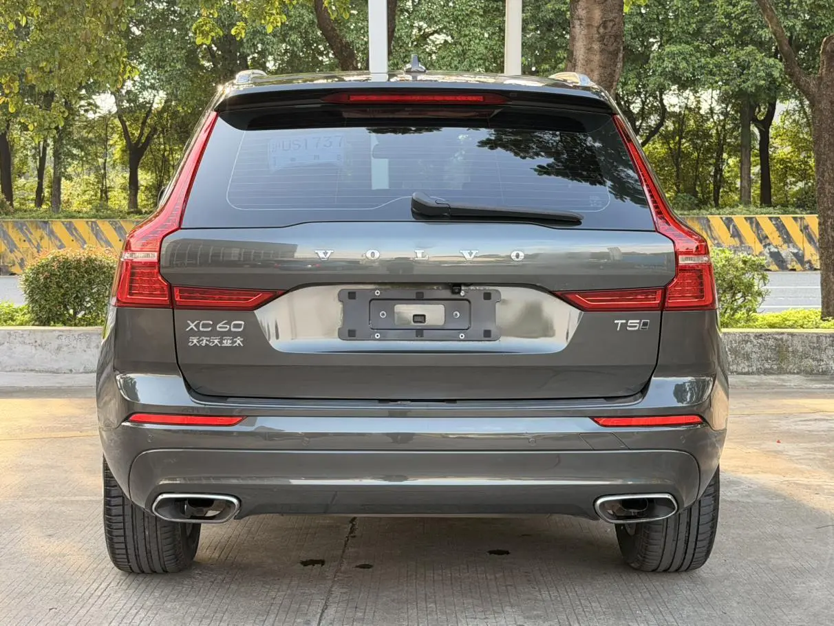 Volvo XC60 2019 T5 4WD Smart China VI