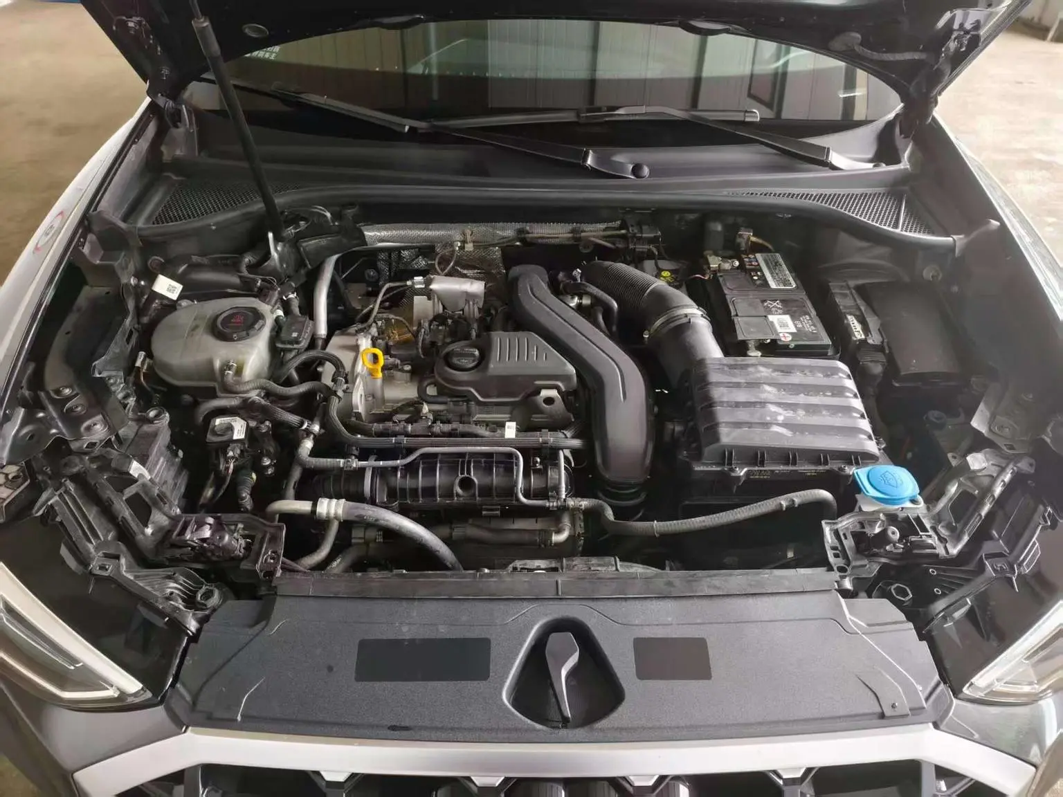 Audi Q3 2023 35 TFSI Dynamic Fashion (1.5T)