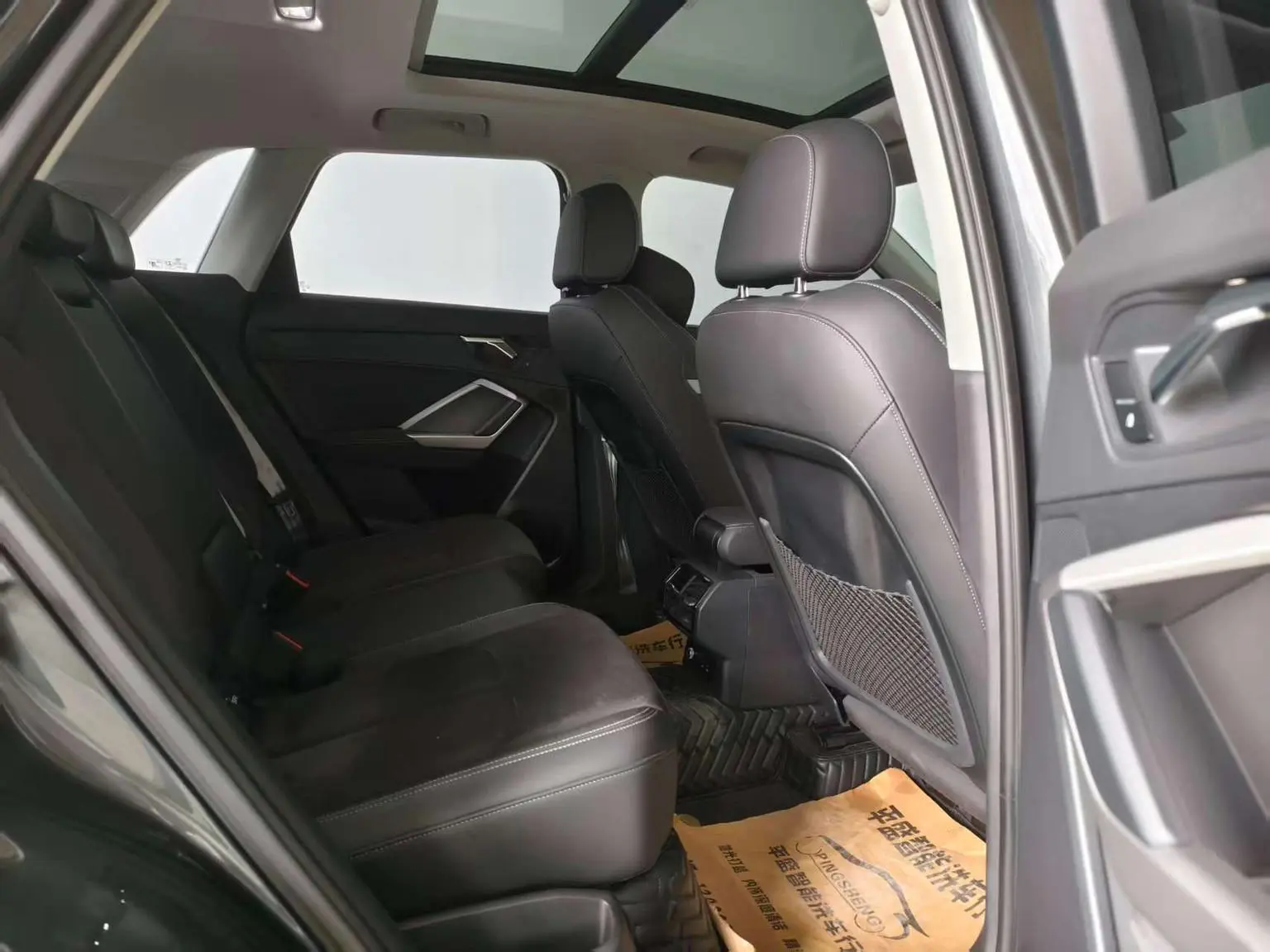 Audi Q3 2023 35 TFSI Dynamic Fashion (1.5T)