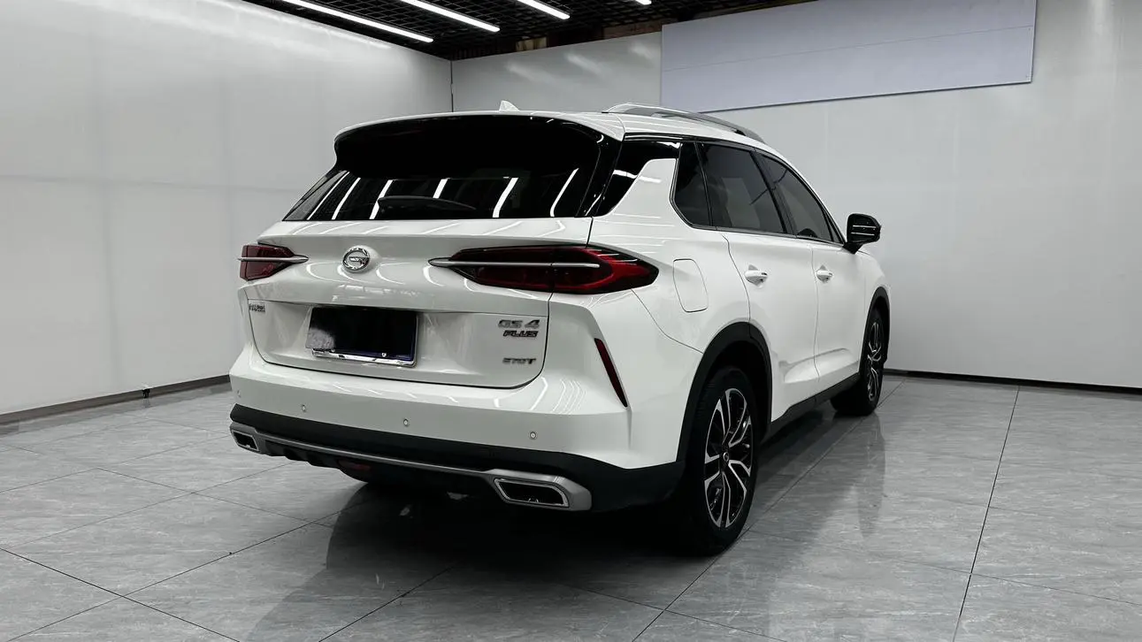 GAC Trumpchi Trumpchi GS4 PLUS 2022 270T Auto Star