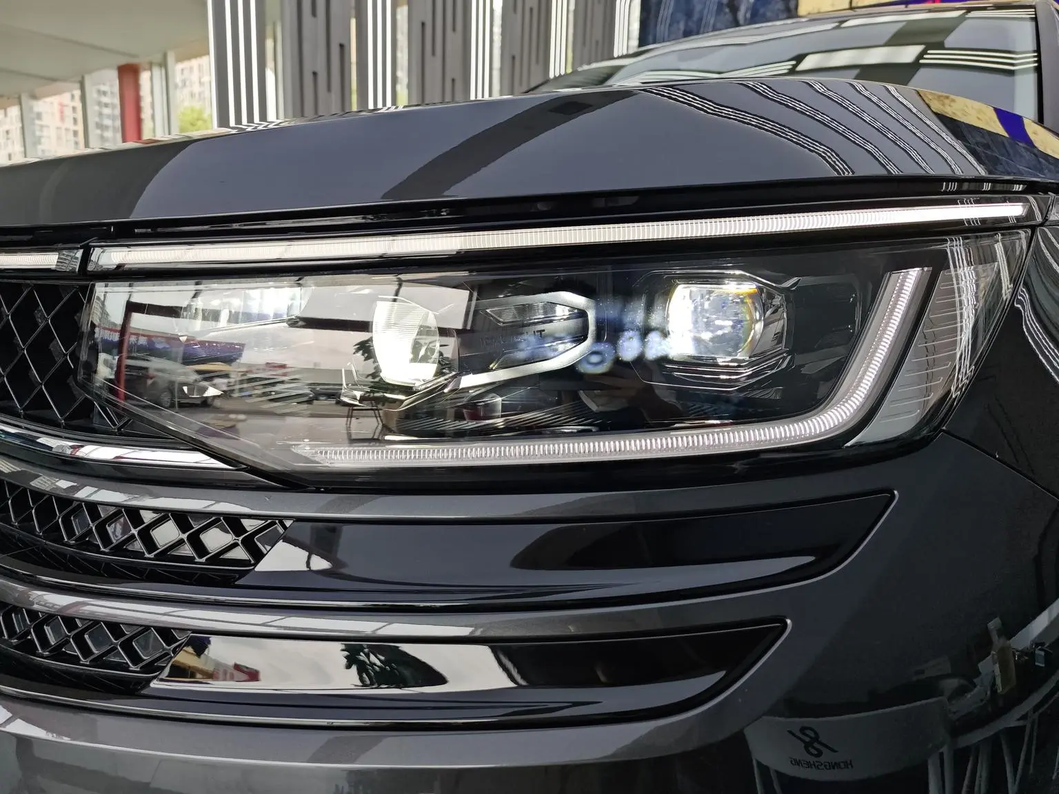 Volkswagen 2024 380TSI 4WD R-line