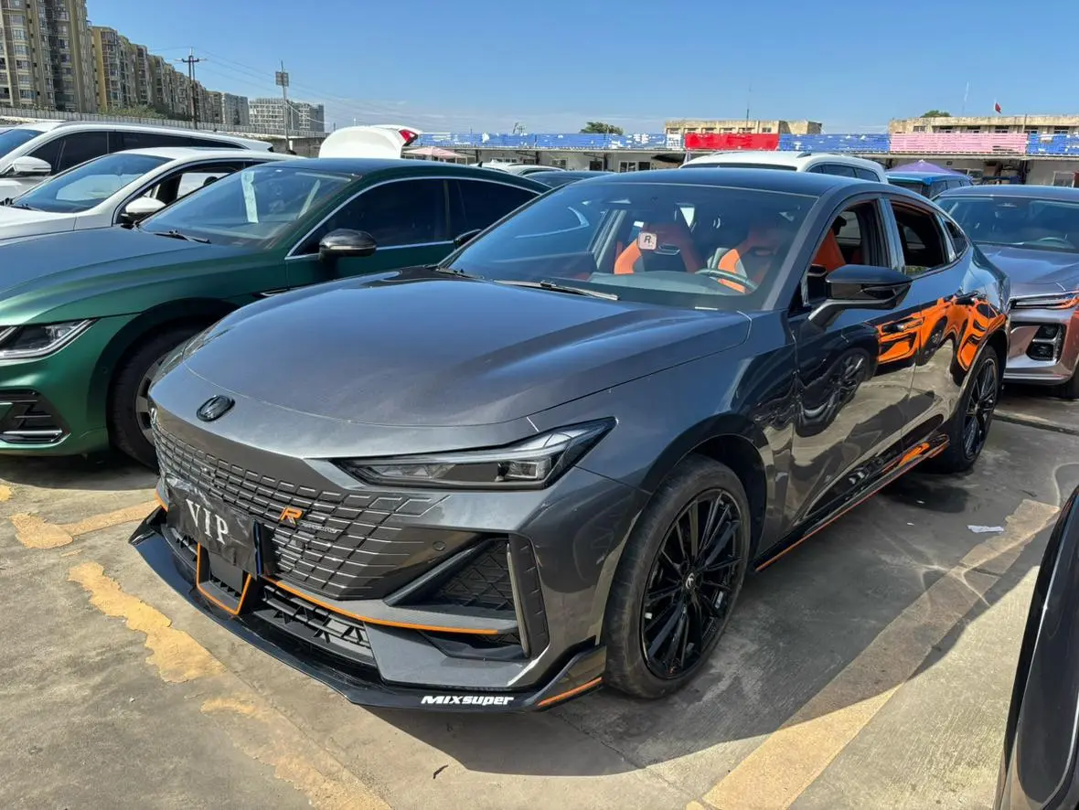 Changan UNI-V 2023 1.5T Sport