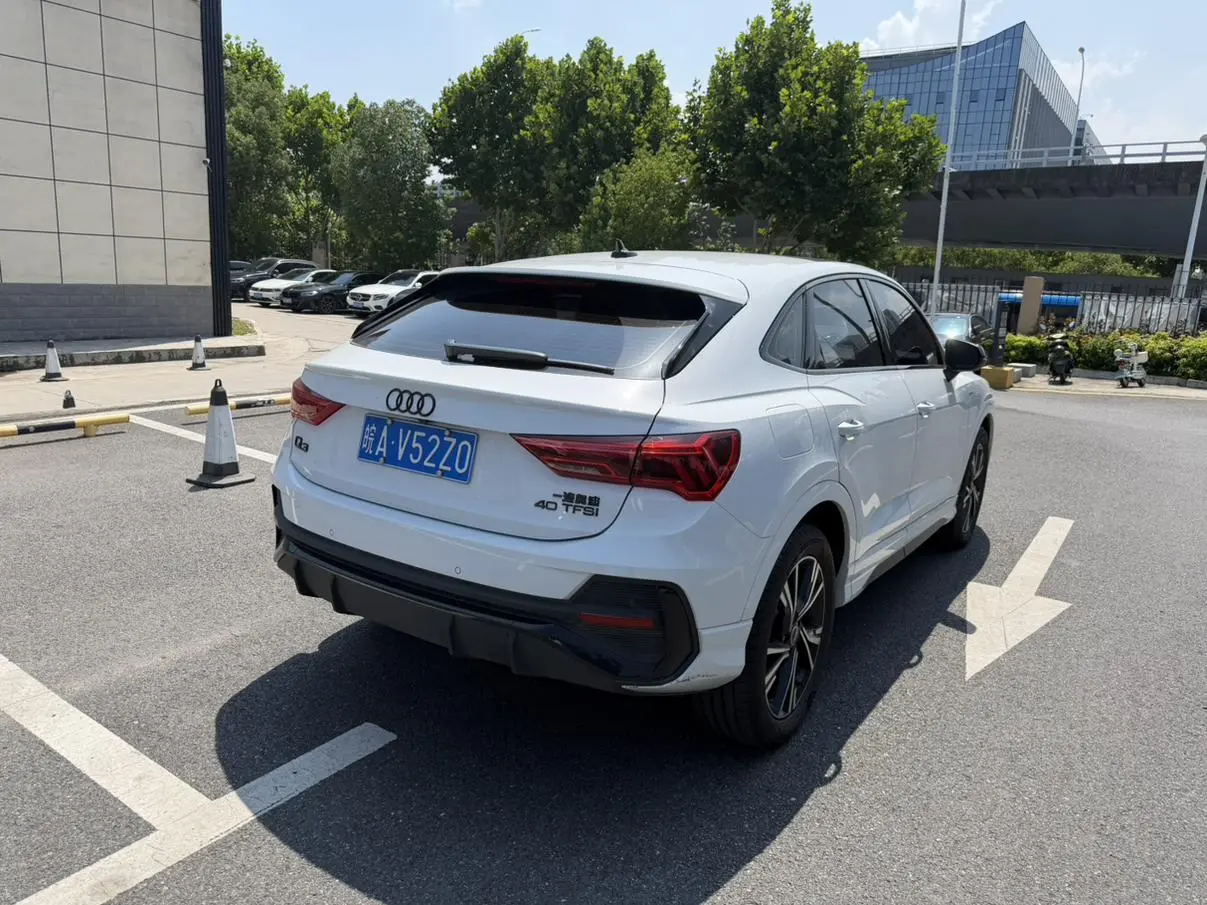 Audi Q3 Sportback 2023 40 TFSI Fashion