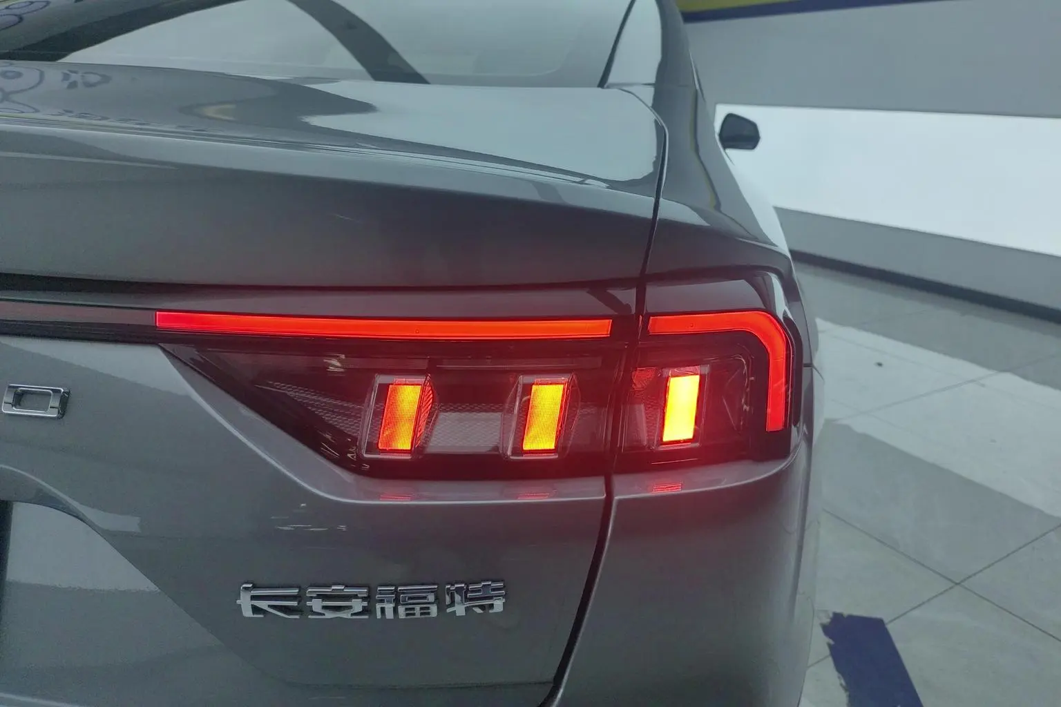 Ford Mondeo 2022 EcoBoost 245 Fashion