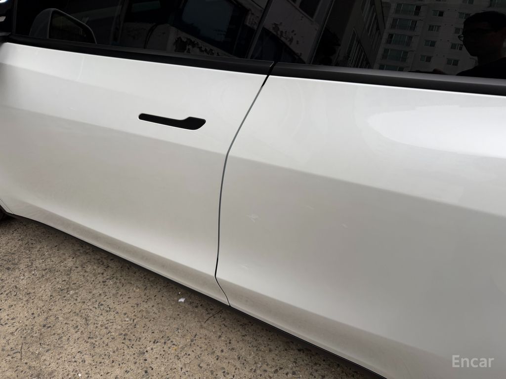 Tesla Model Y Premium RWD 2025