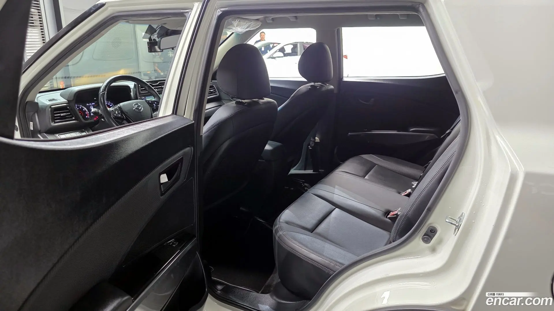 KG Mobility TIBOLI Gasoline 1.5 2WD 2021