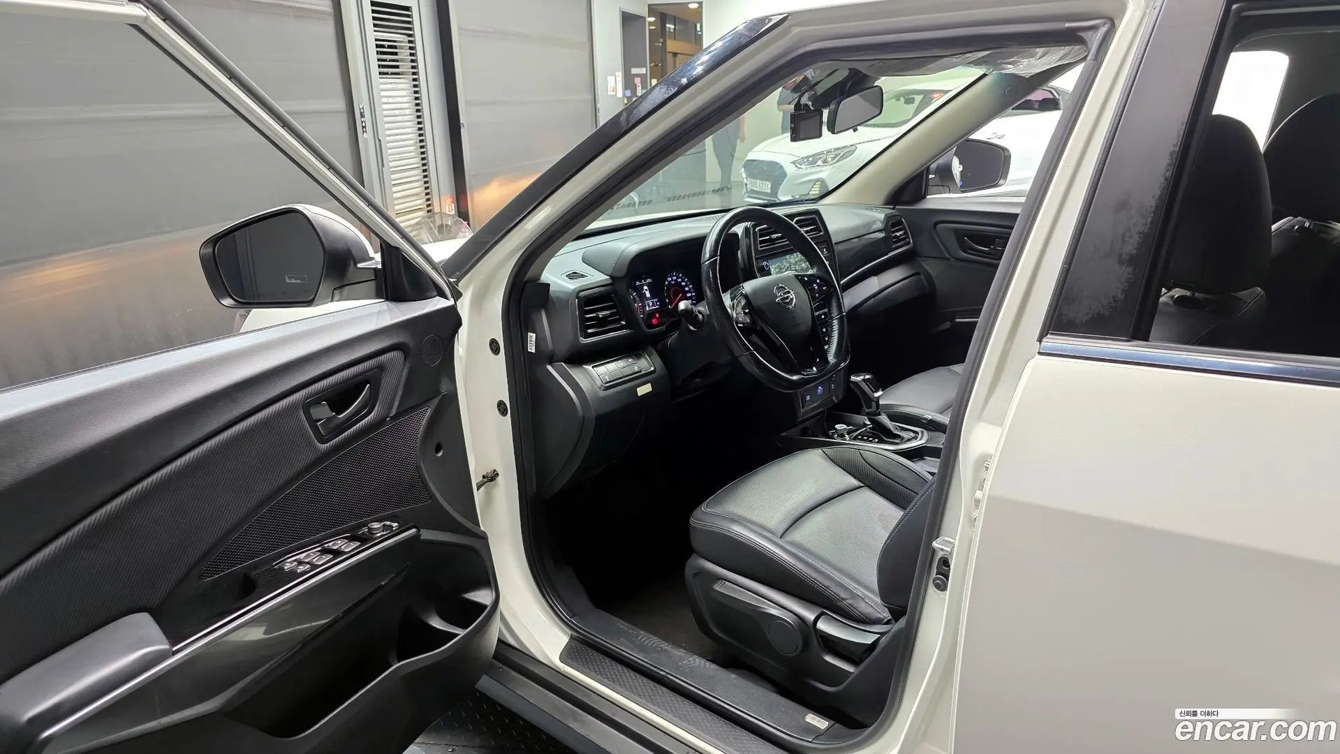 KG Mobility TIBOLI Gasoline 1.5 2WD 2021