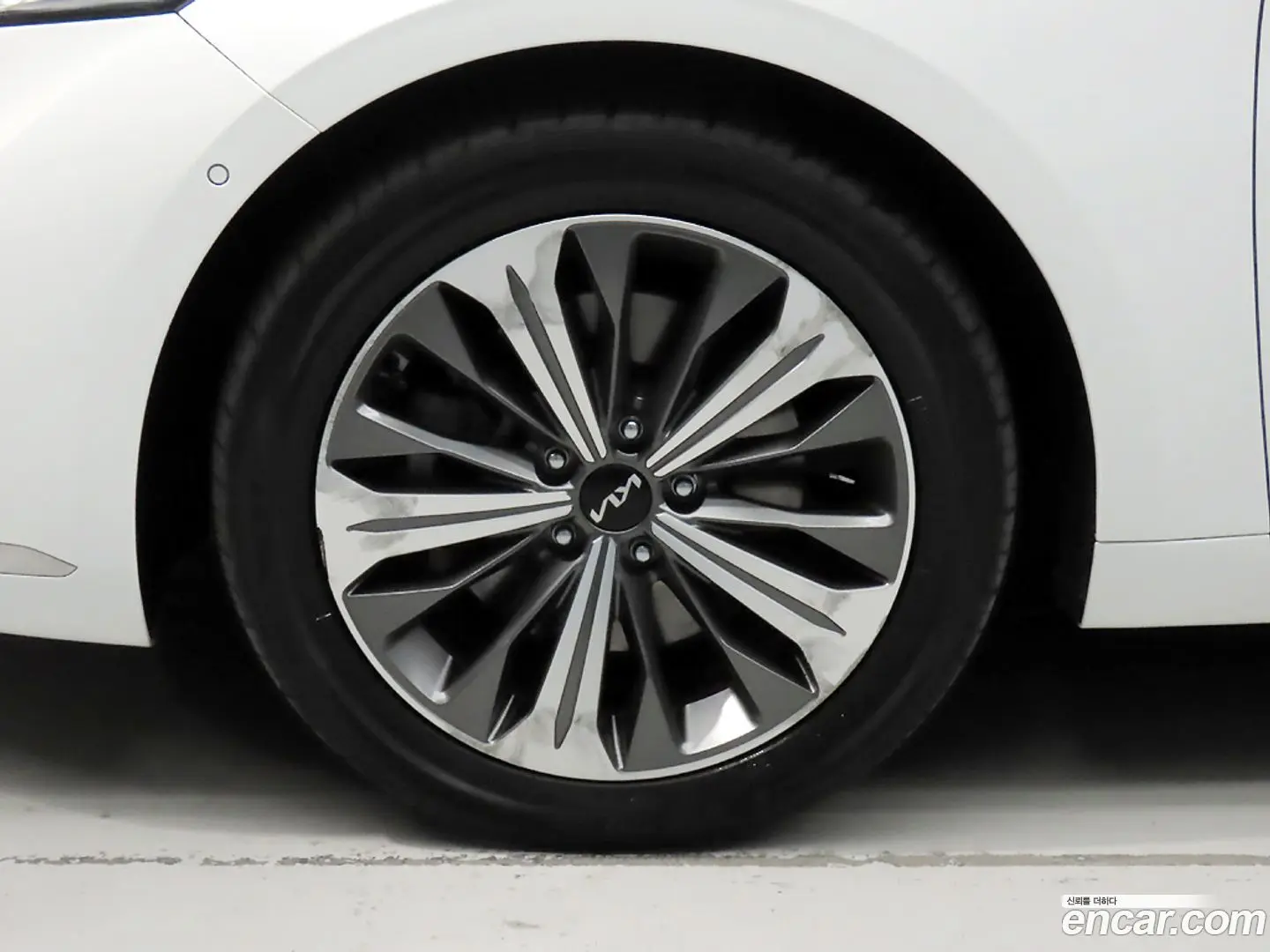 Kia K8 3.5 LPG 2WD