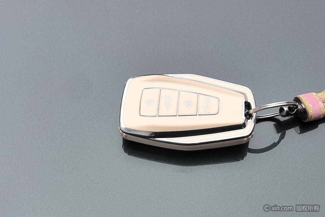 Geely Boyue L 2023 1.5TD DCT Glory