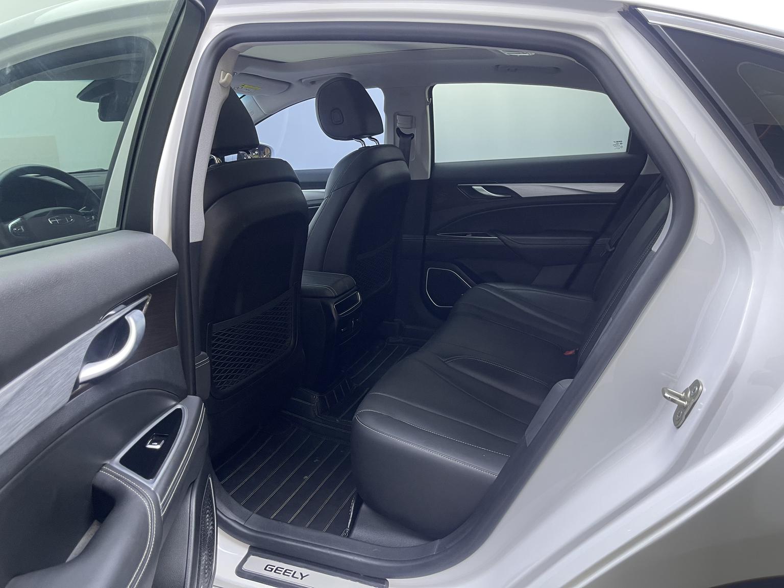 Geely 2021 1.8T Navigator +