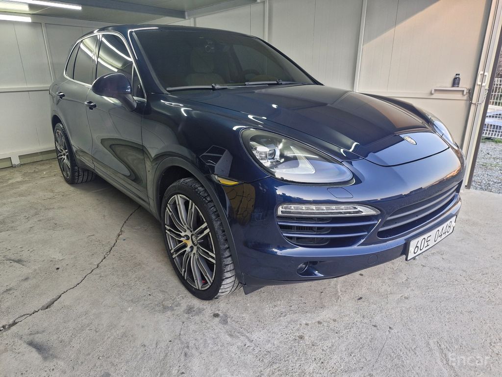 Porsche New Cayenne 3.0 Diesel Platinum Edition 2012