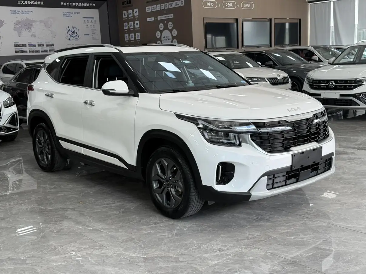 Kia 2023 1.5L IVT Luxury