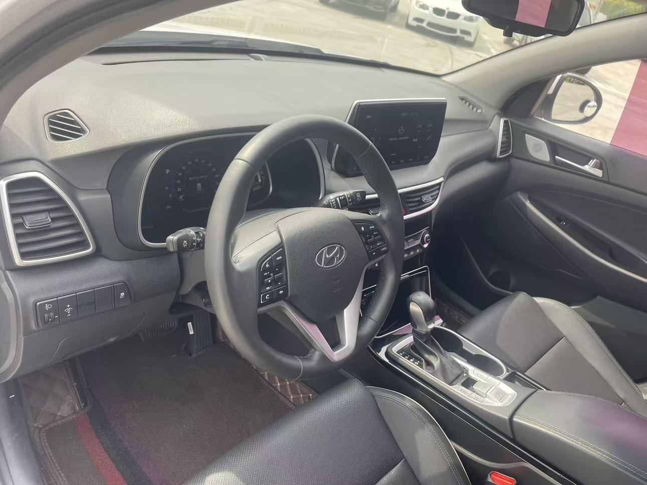 Hyundai Tucson 2019 280TGDi DCT 2WD Smart Connected China VI