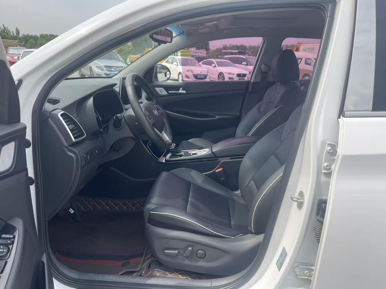 Hyundai Tucson 2019 280TGDi DCT 2WD Smart Connected China VI