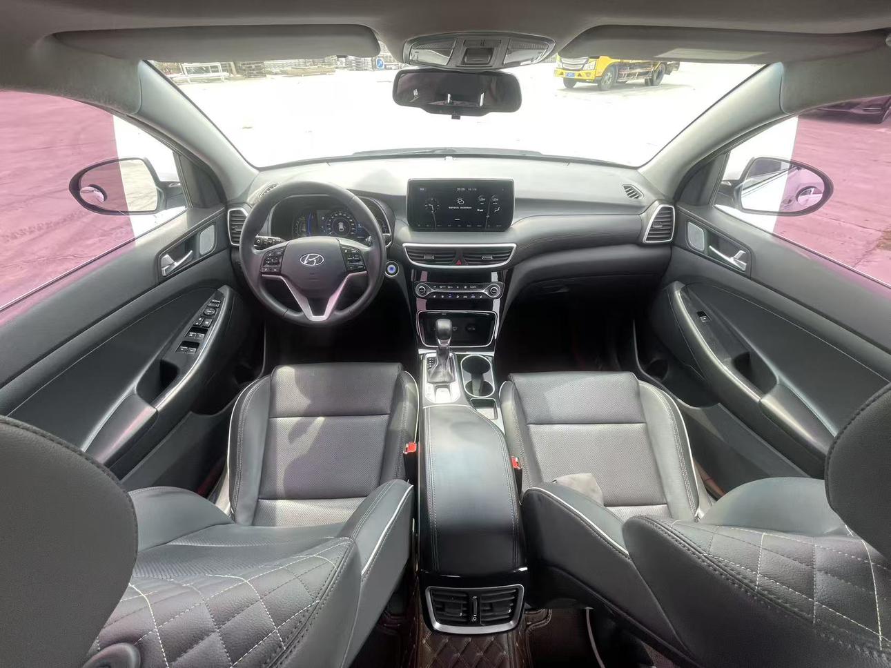 Hyundai Tucson 2019 280TGDi DCT 2WD Smart Connected China VI