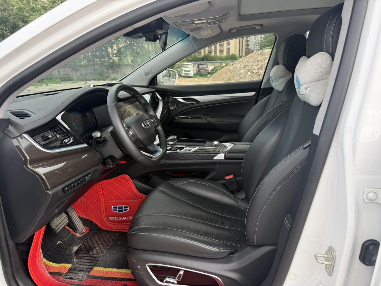 Geely 2021 1.8T Navigator +