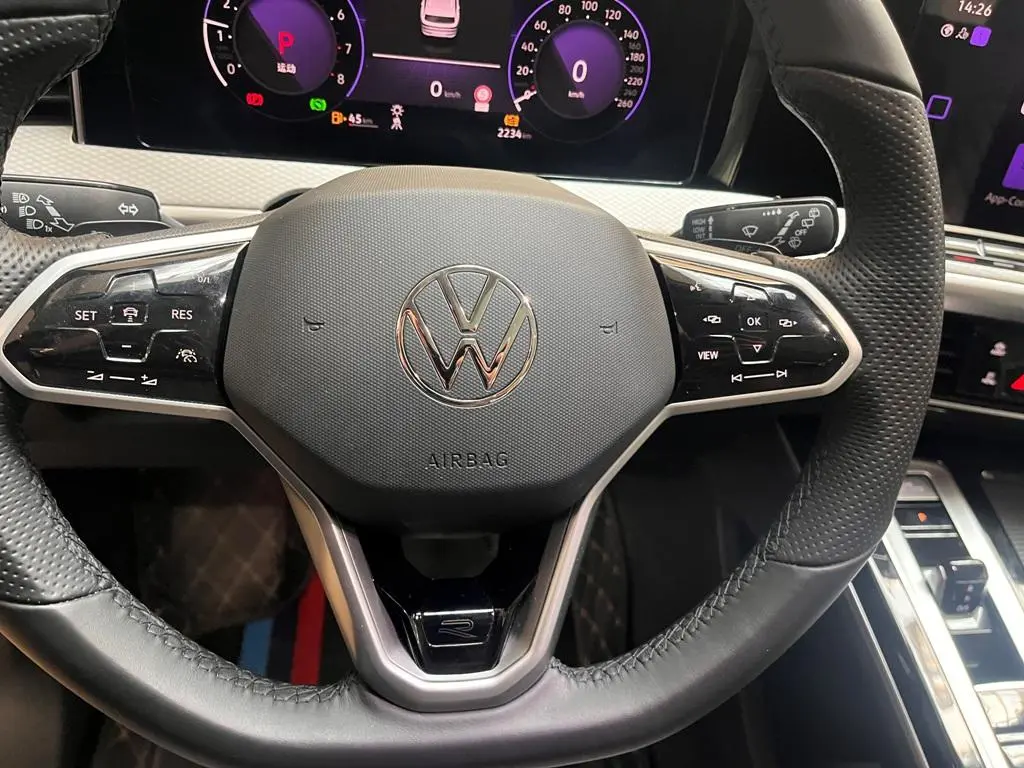 Volkswagen 2025 380TSI 4WD R-line