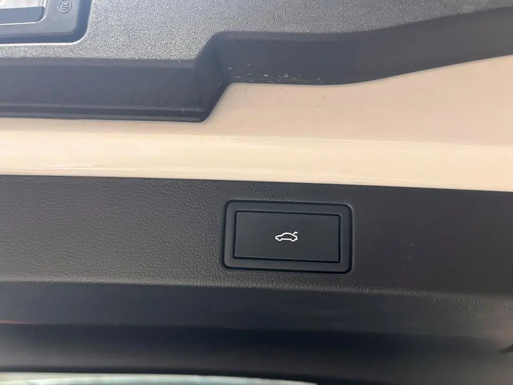 Volkswagen 2025 380TSI 4WD R-line