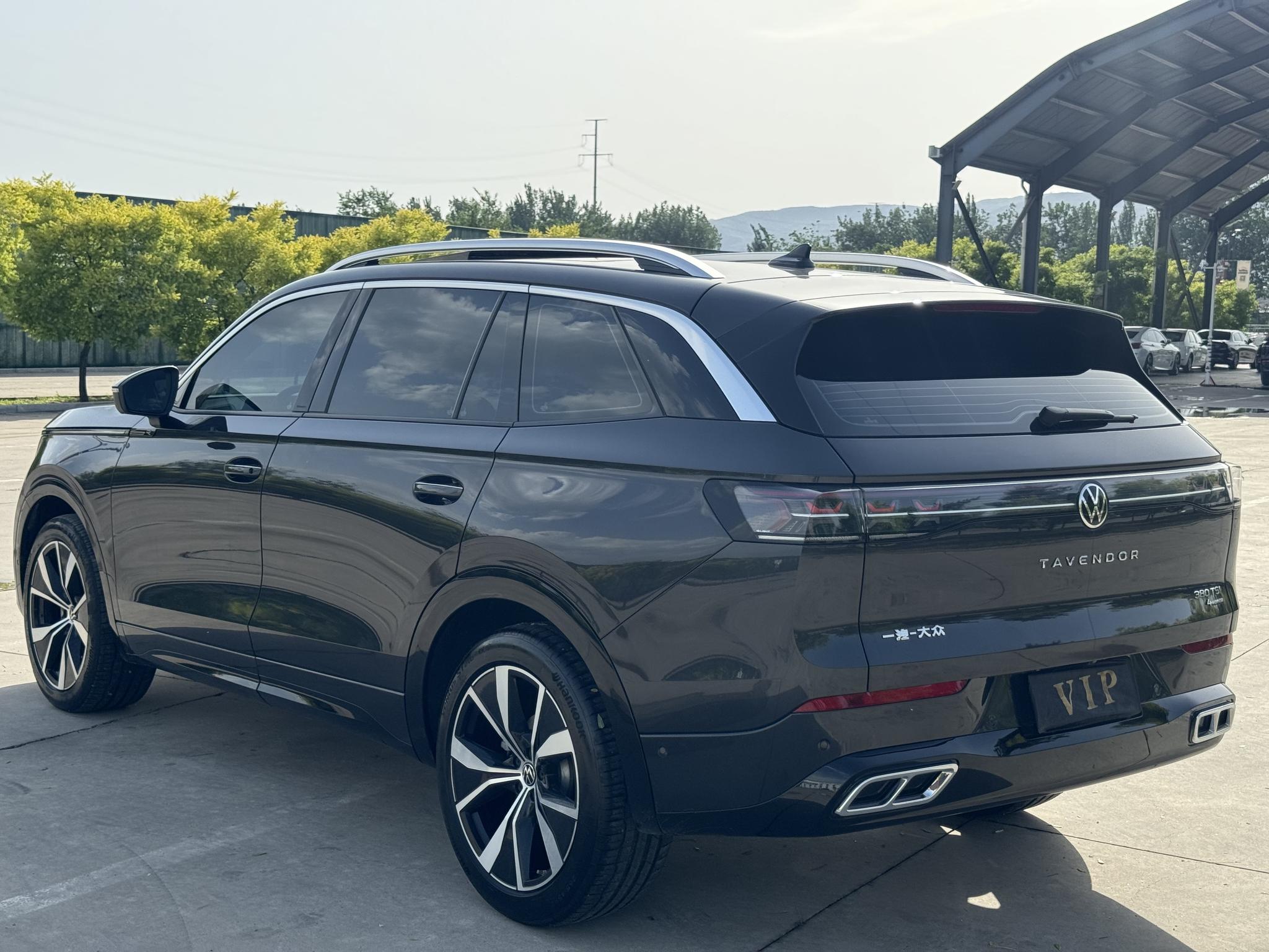 Volkswagen 2024 380TSI 4WD R-Line