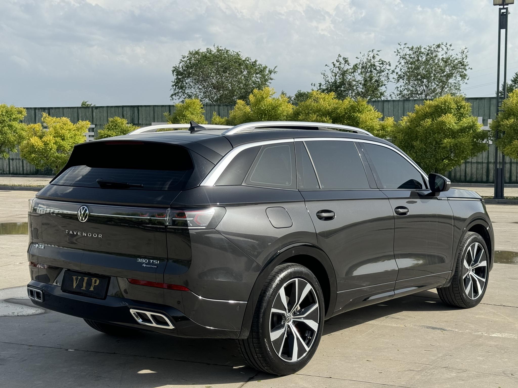 Volkswagen 2024 380TSI 4WD R-Line