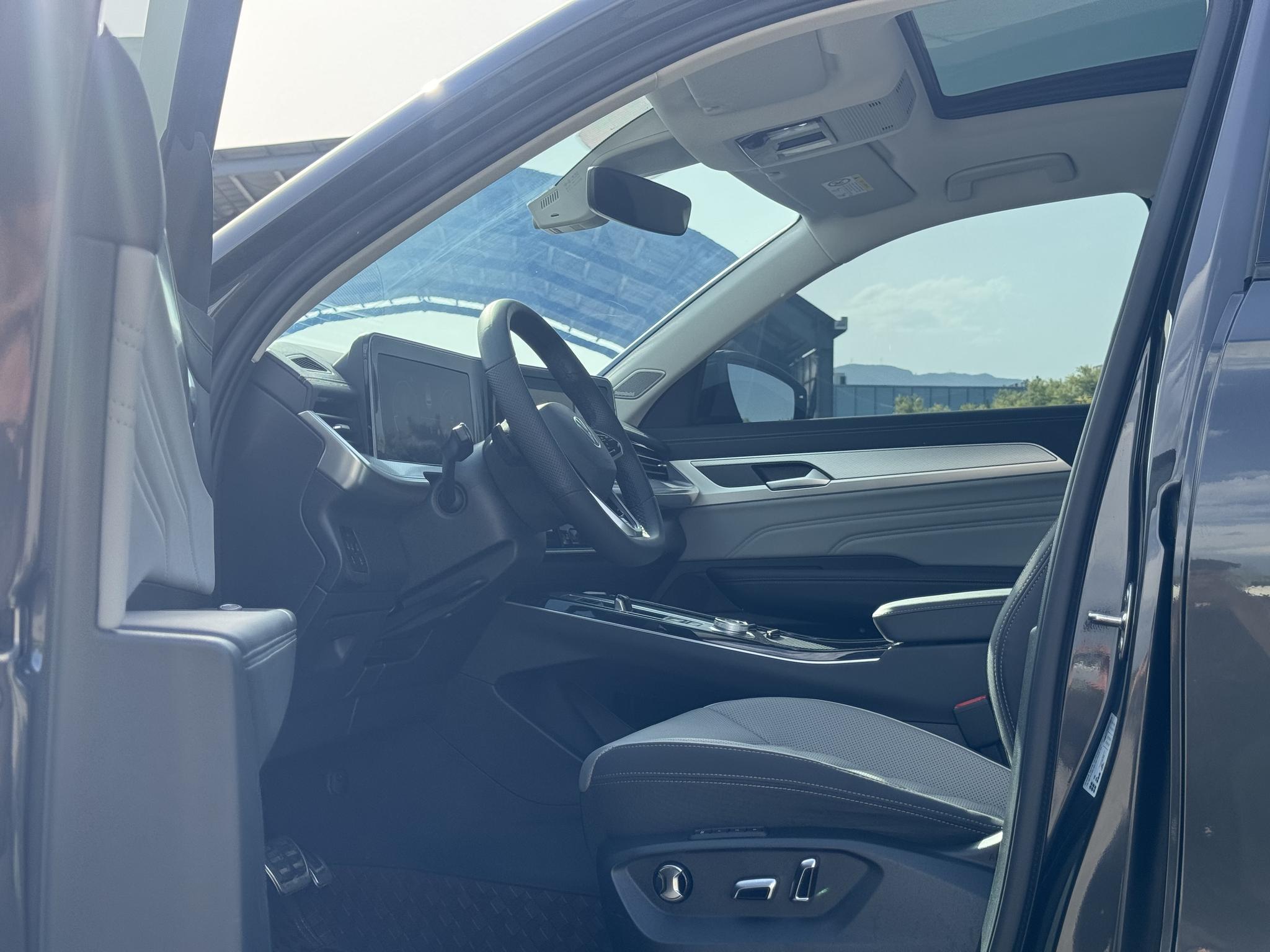 Volkswagen 2024 380TSI 4WD R-Line