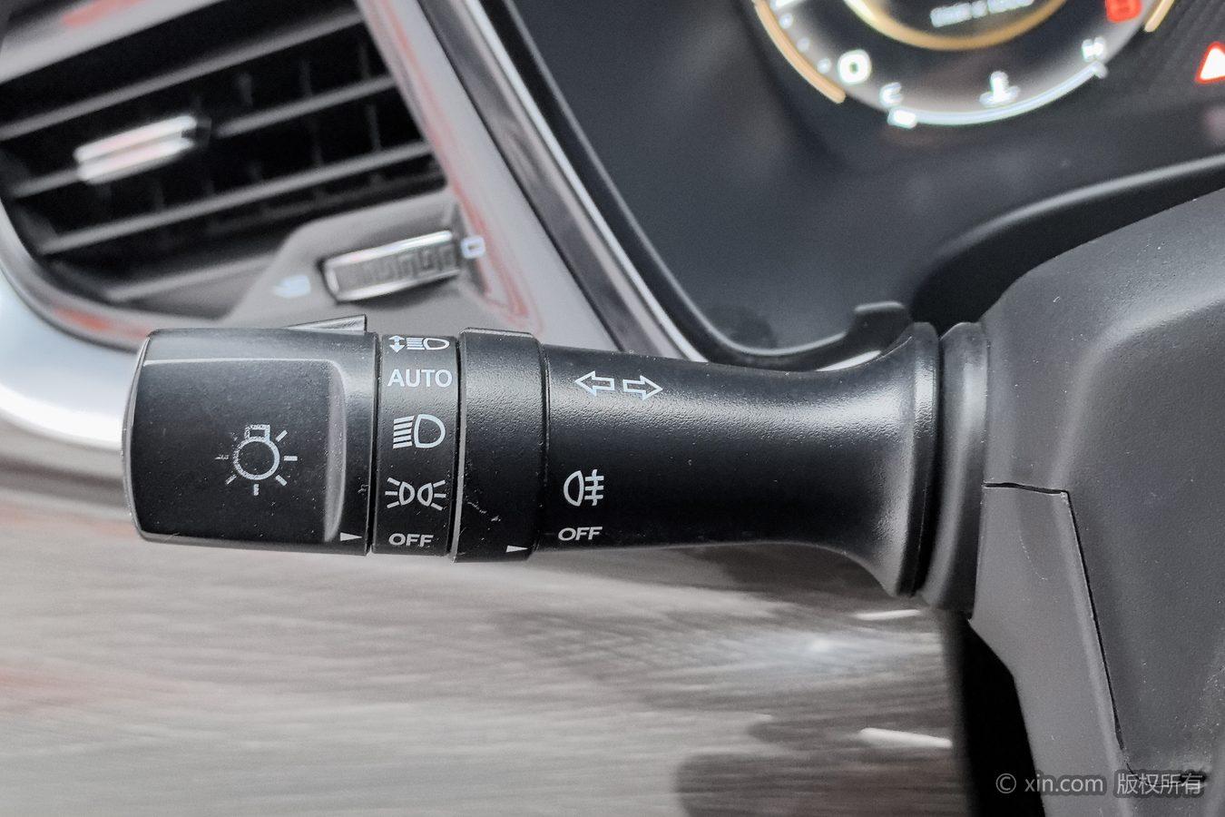 Geely 2021 1.8T Navigator +