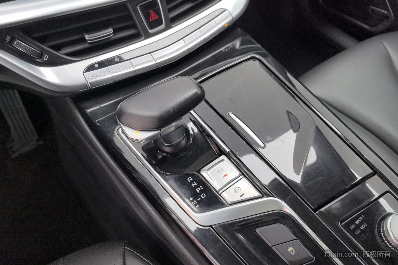 Geely 2021 1.8T Navigator +