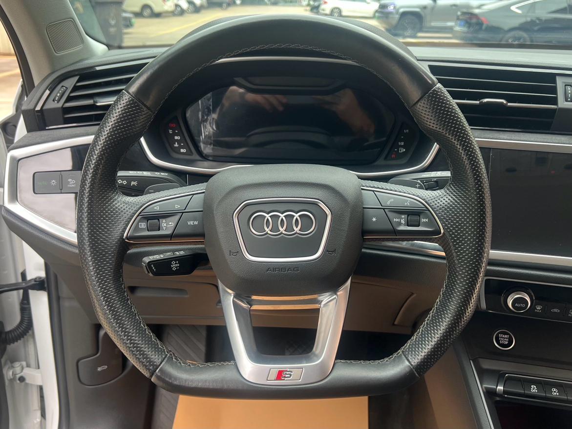 Audi Q3 Sportback 2023 40 TFSI Fashion