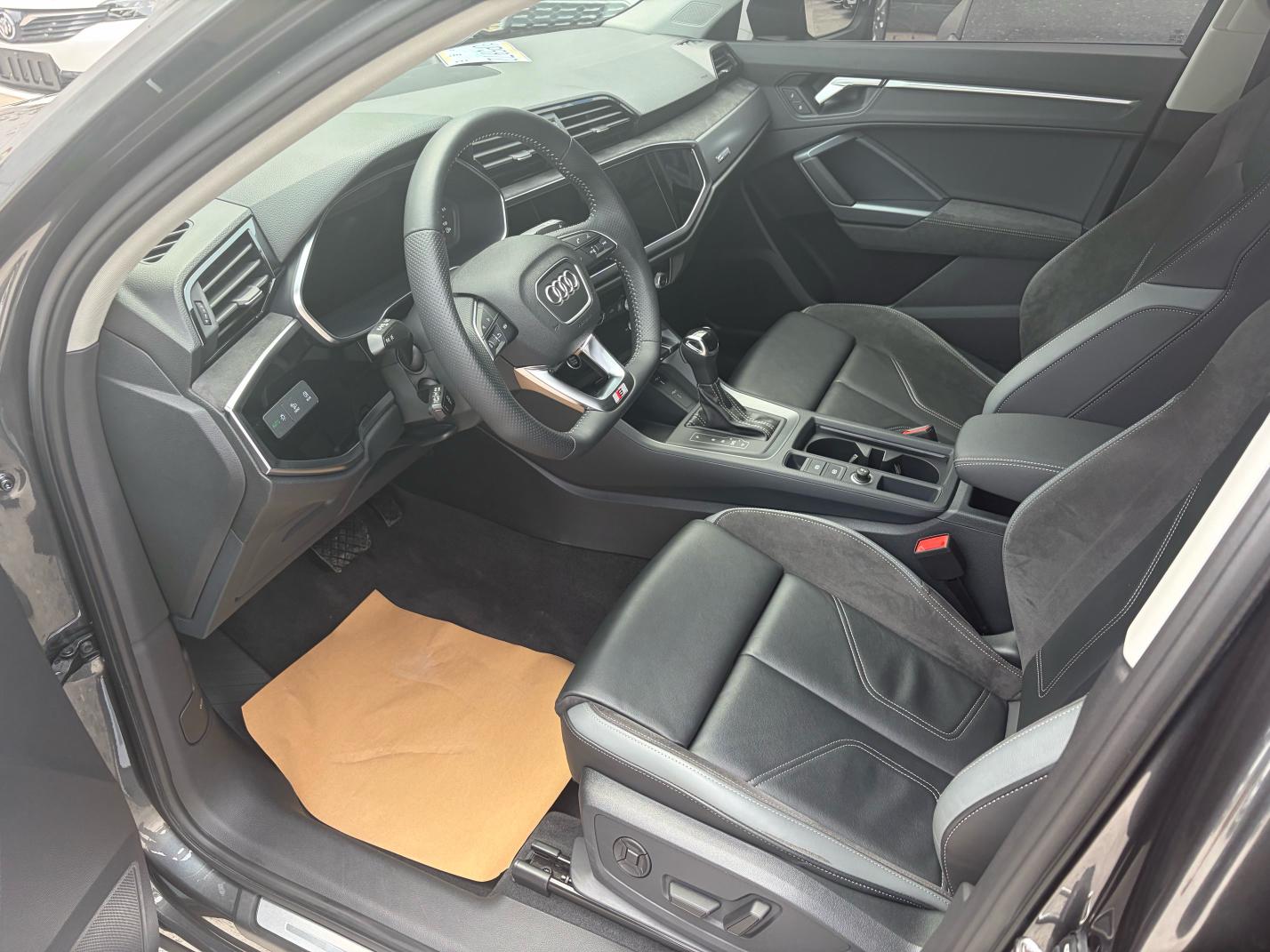 Audi Q3 Sportback 2022 40 TFSI RS Package Speed